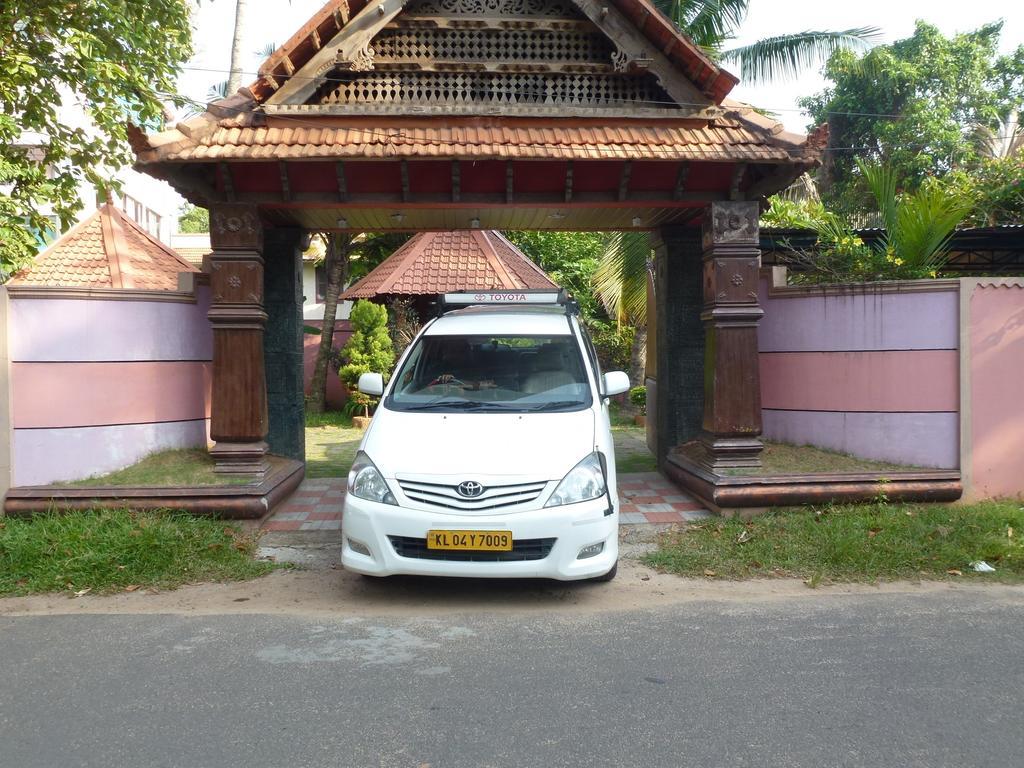 Southcanal Holidays Alappuzha Buitenkant foto